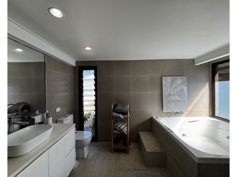 23 Buccaneer Street, South Mission Beach QLD 4852