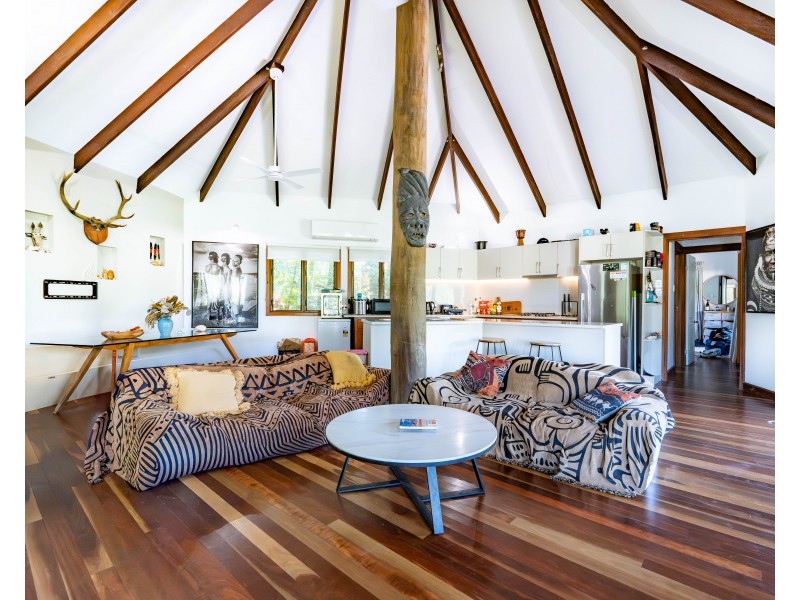 6 Webb Court, Bingil Bay QLD 4852