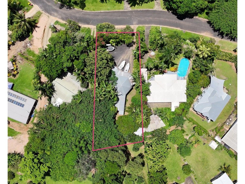 6 Webb Court, Bingil Bay QLD 4852