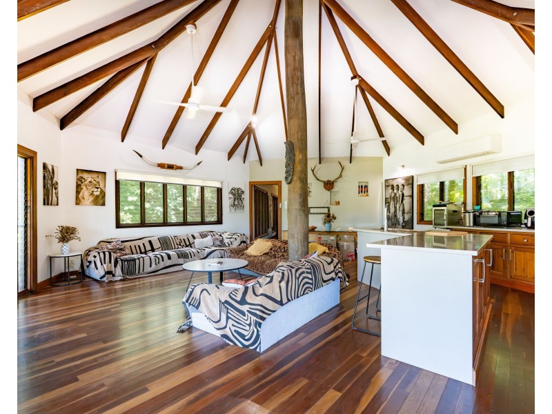 6 Webb Court, Bingil Bay QLD 4852