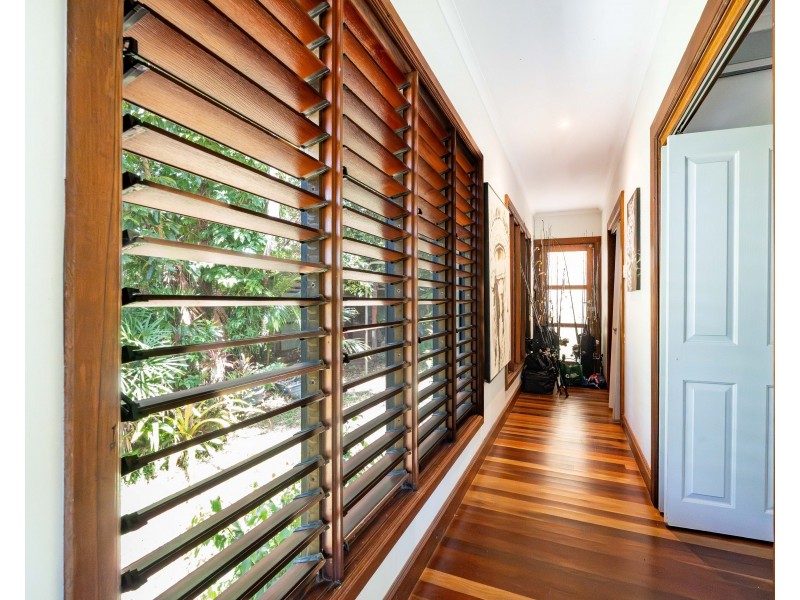 6 Webb Court, Bingil Bay QLD 4852