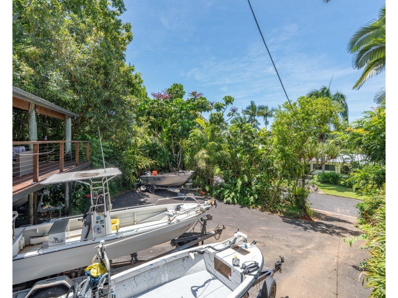 6 Webb Court, Bingil Bay QLD 4852