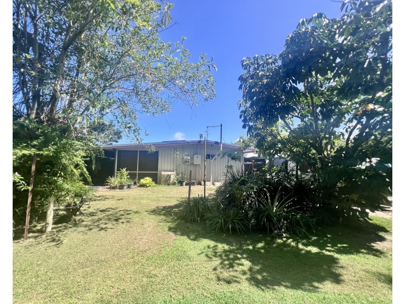48 Inarlinga Road, Cowley Beach QLD 4871