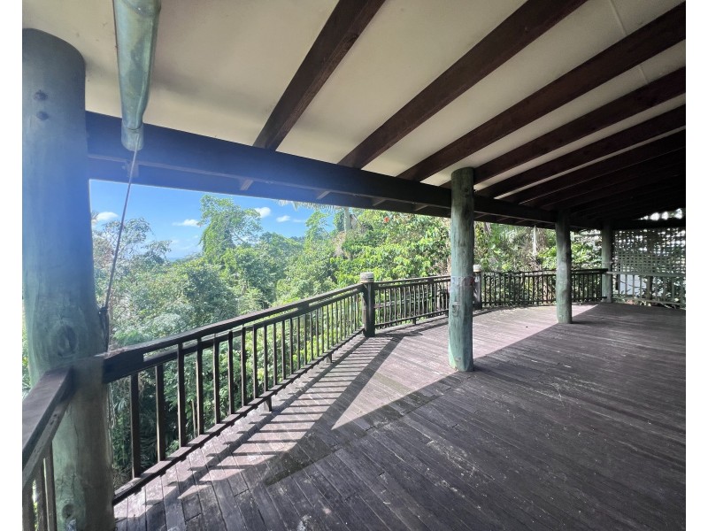 61 Cutten Street, Bingil Bay QLD 4852