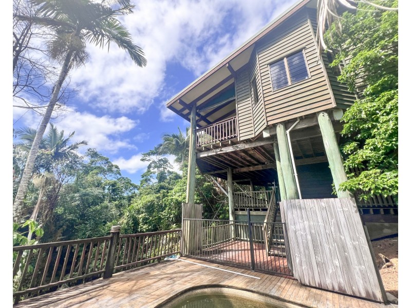 61 Cutten Street, Bingil Bay QLD 4852