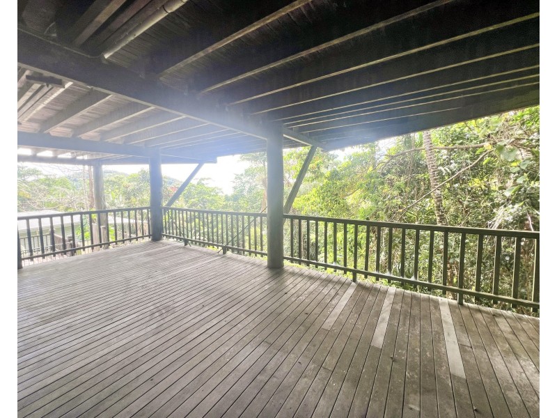 61 Cutten Street, Bingil Bay QLD 4852