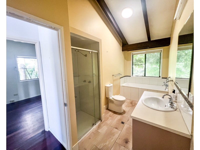 61 Cutten Street, Bingil Bay QLD 4852