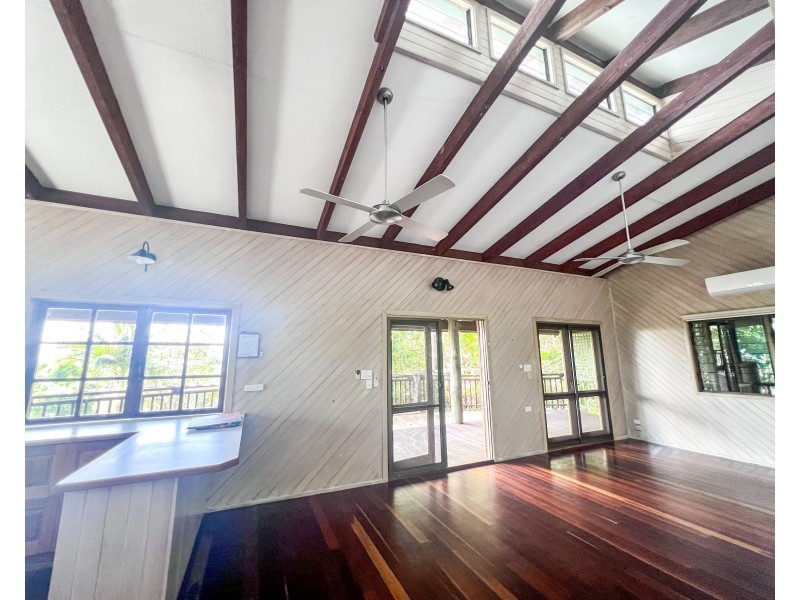 61 Cutten Street, Bingil Bay QLD 4852