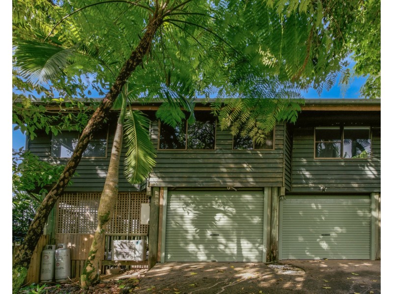 61 Cutten Street, Bingil Bay QLD 4852
