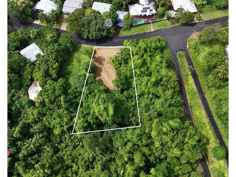 66 Cutten Street, Bingil Bay QLD 4852