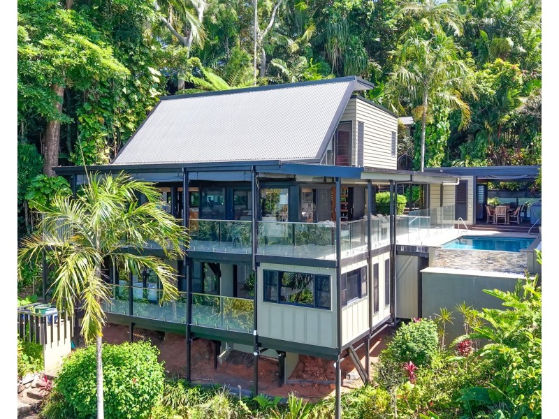 5 Mitchell Street, South Mission Beach QLD 4852