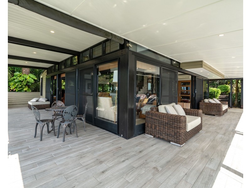 5 Mitchell Street, South Mission Beach QLD 4852