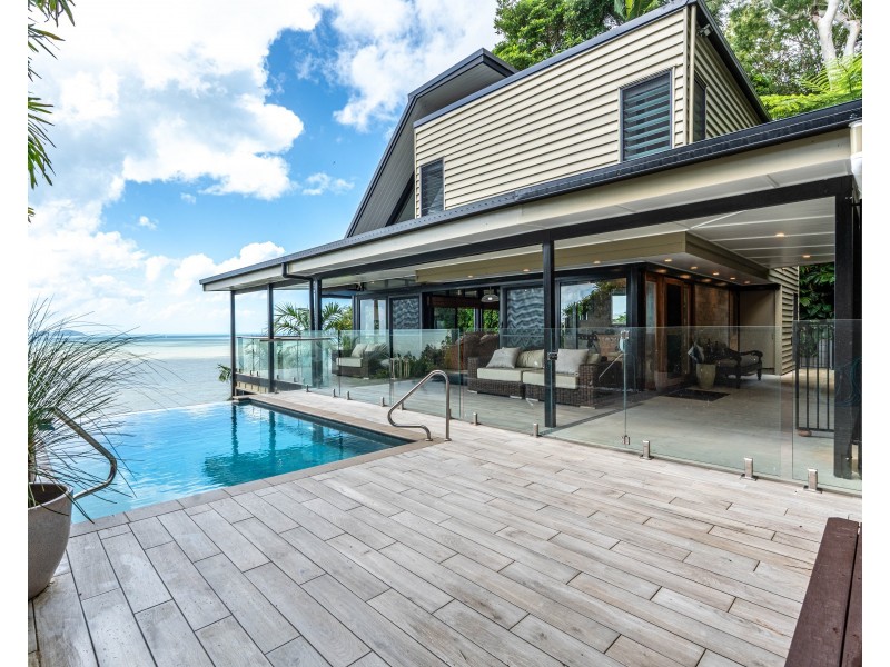 5 Mitchell Street, South Mission Beach QLD 4852