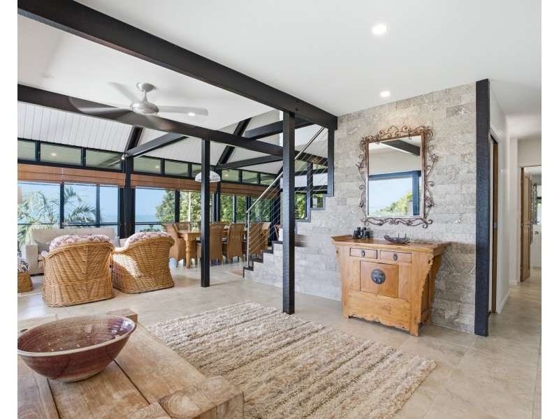 5 Mitchell Street, South Mission Beach QLD 4852