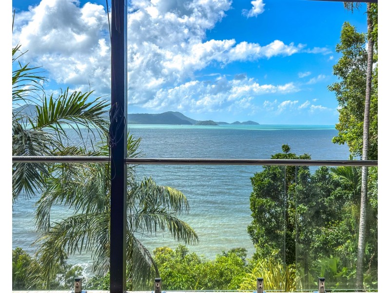 5 Mitchell Street, South Mission Beach QLD 4852