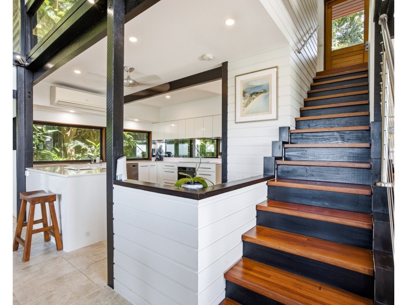 5 Mitchell Street, South Mission Beach QLD 4852