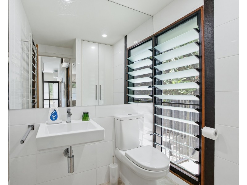 5 Mitchell Street, South Mission Beach QLD 4852