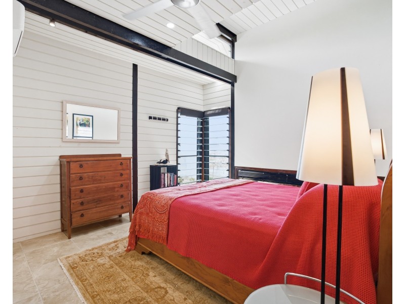 5 Mitchell Street, South Mission Beach QLD 4852