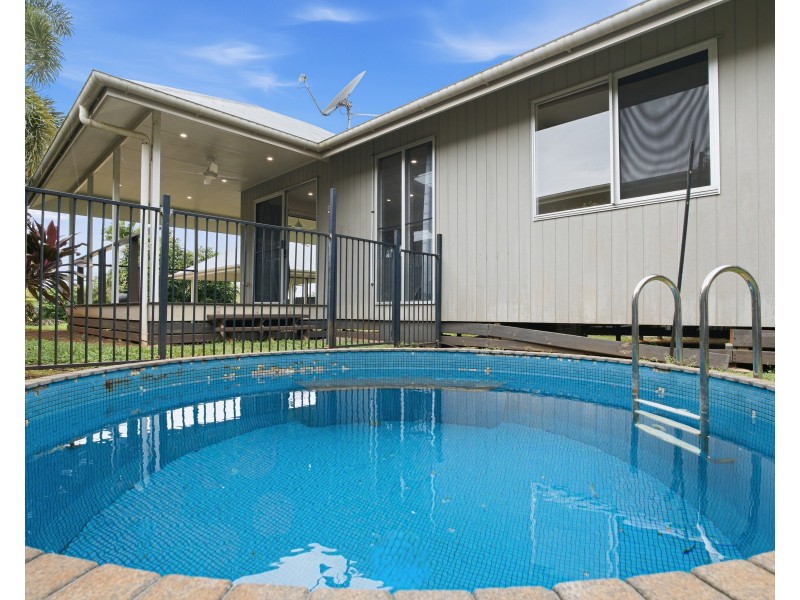 17 Rise Crescent, Mission Beach QLD 4852