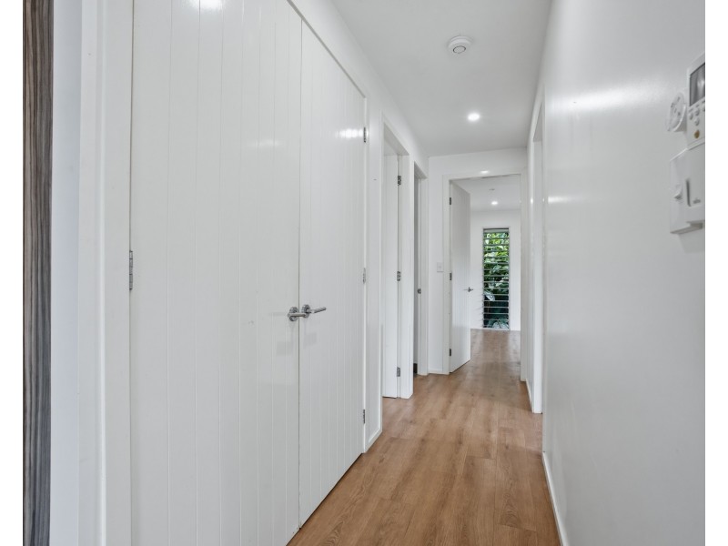17 Rise Crescent, Mission Beach QLD 4852