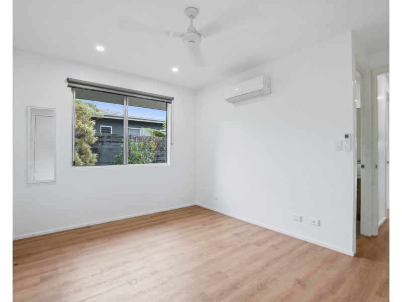 17 Rise Crescent, Mission Beach QLD 4852
