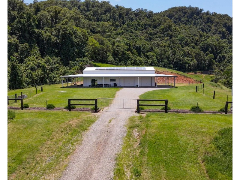 202 Bingil Bay Road, Midgeree Bar QLD 4852
