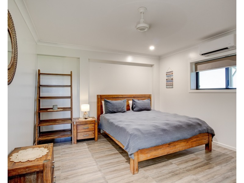 202 Bingil Bay Road, Midgeree Bar QLD 4852