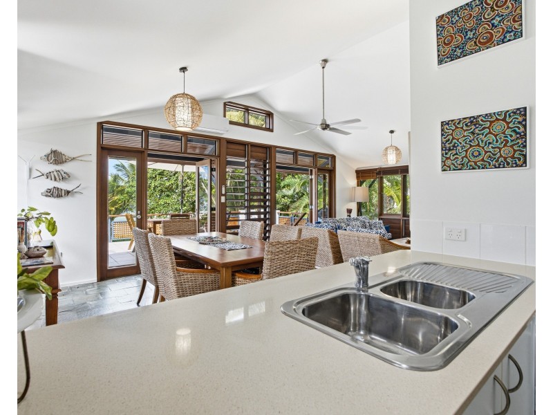 9/64 Reid Road, Wongaling Beach QLD 4852
