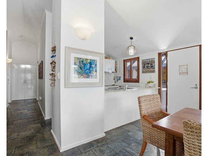 9/64 Reid Road, Wongaling Beach QLD 4852