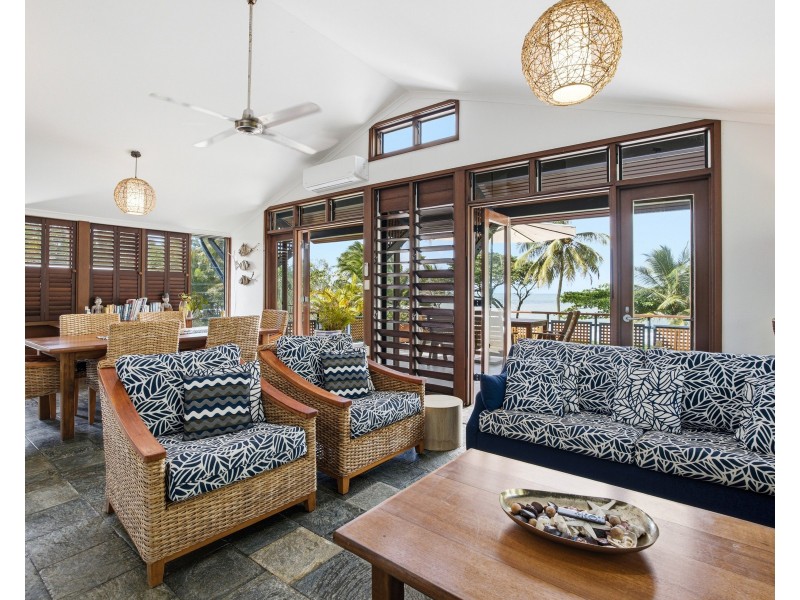 9/64 Reid Road, Wongaling Beach QLD 4852
