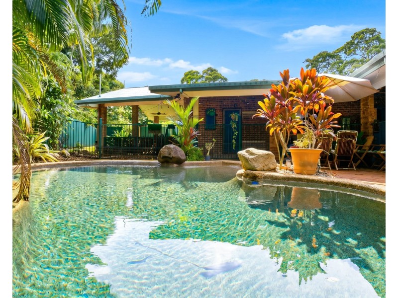 28 Kent Close, Mission Beach QLD 4852