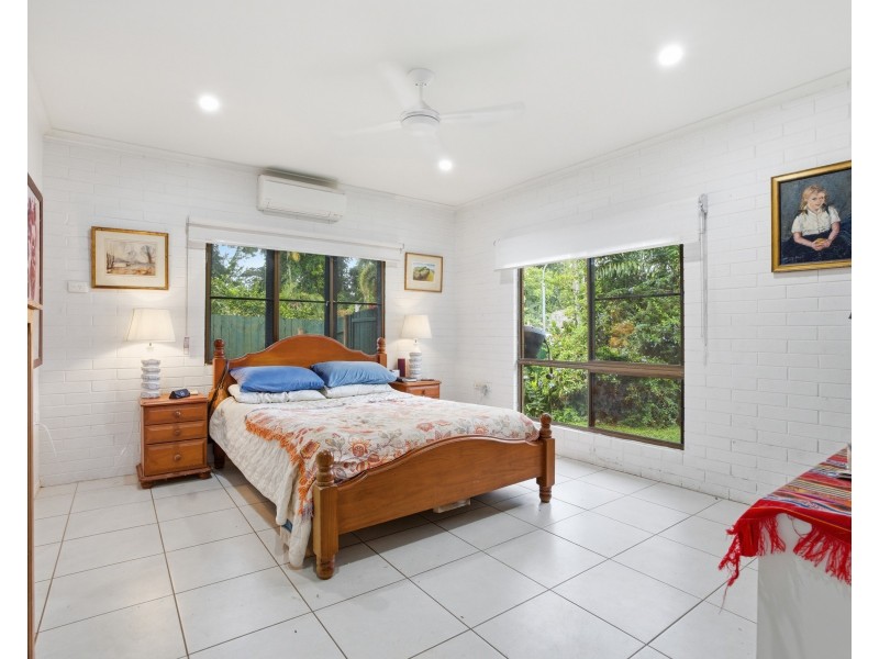 28 Kent Close, Mission Beach QLD 4852