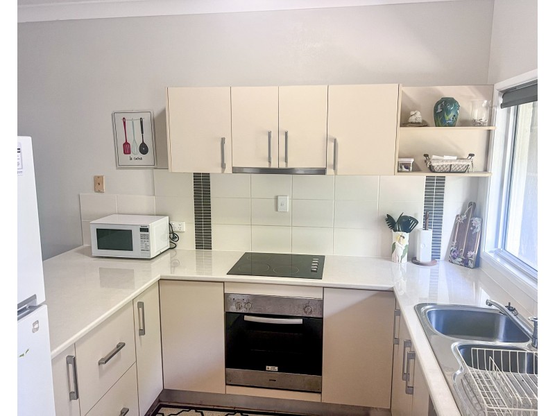 Unit 2/73 Reid Road, Wongaling Beach QLD 4852