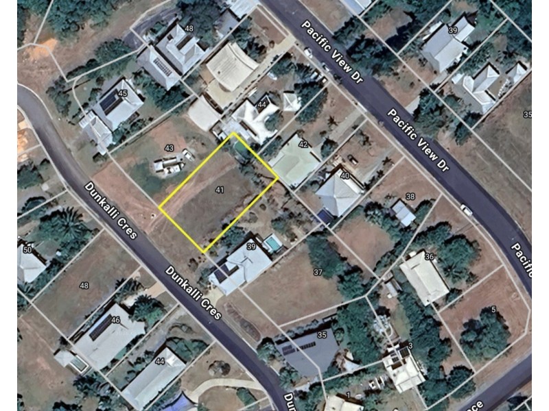 41 Dunkalli Crescent, Wongaling Beach QLD 4852