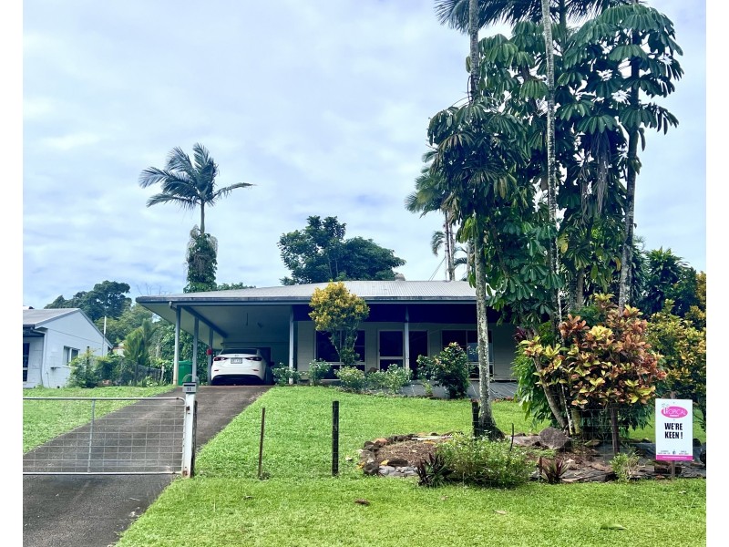 11 Royal Palm Drive, Mission Beach QLD 4852