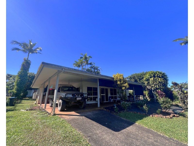 11 Royal Palm Drive, Mission Beach QLD 4852