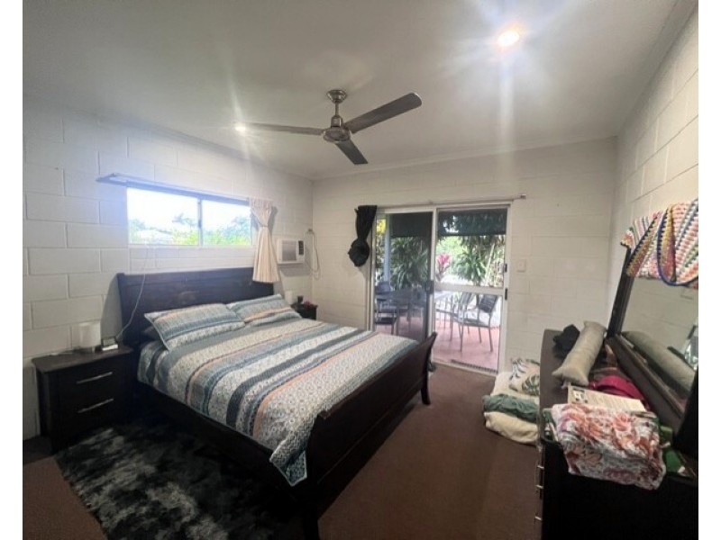11 Royal Palm Drive, Mission Beach QLD 4852