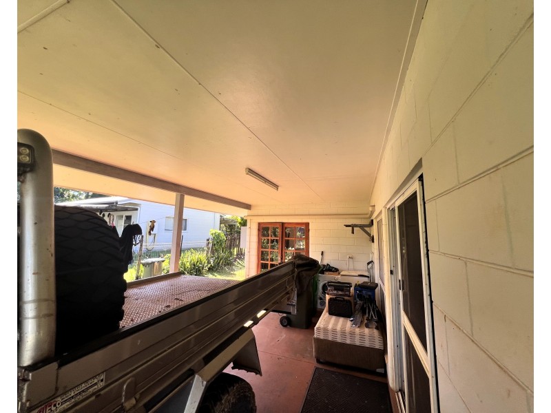11 Royal Palm Drive, Mission Beach QLD 4852