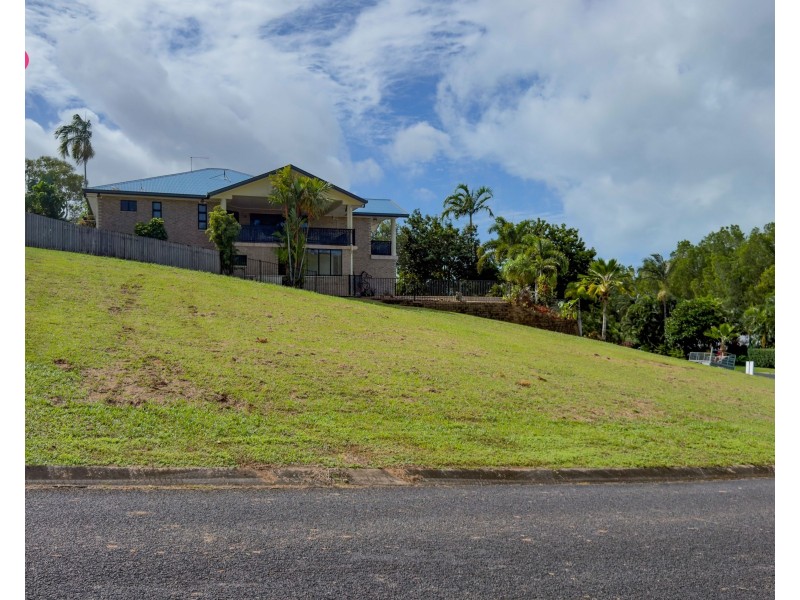 15 Dunkalli Crescent, Wongaling Beach QLD 4852