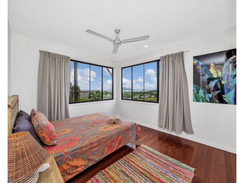 4 Rise Crescent, Mission Beach QLD 4852