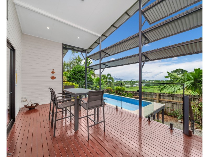 4 Rise Crescent, Mission Beach QLD 4852