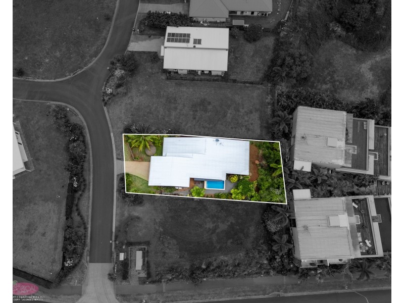 4 Rise Crescent, Mission Beach QLD 4852
