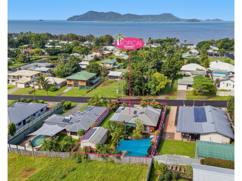 5 Jessie Lane, South Mission Beach QLD 4852