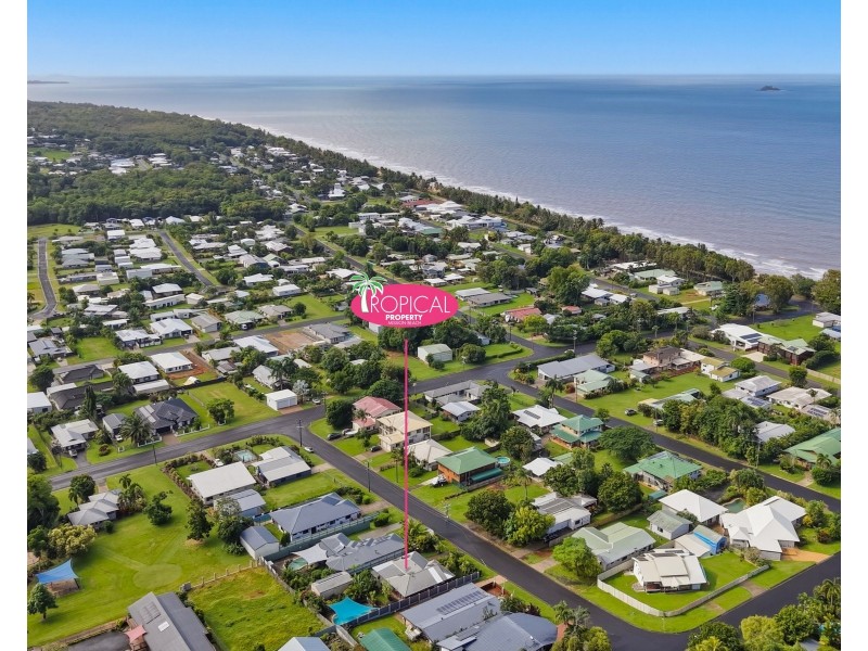 5 Jessie Lane, South Mission Beach QLD 4852