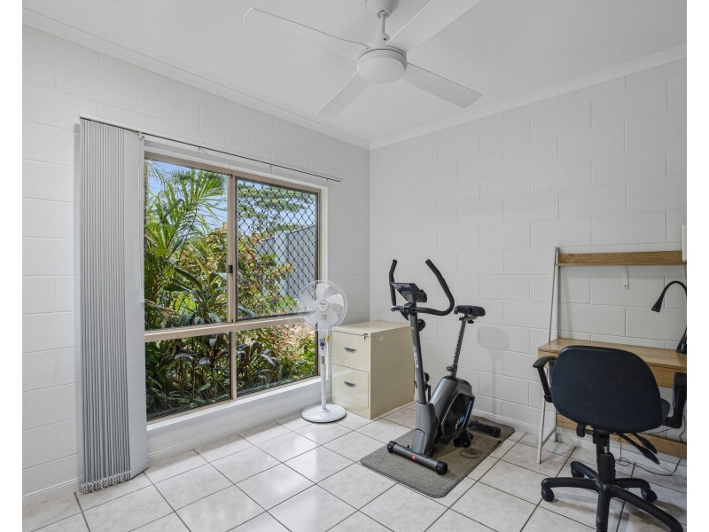 5 Jessie Lane, South Mission Beach QLD 4852