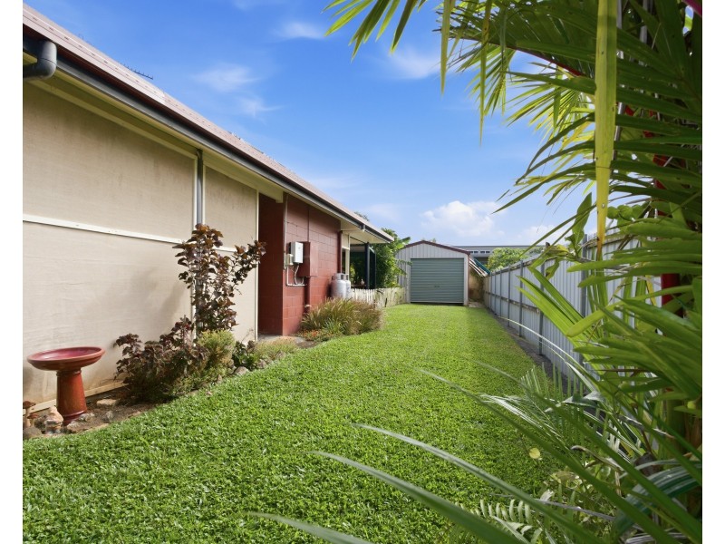 5 Jessie Lane, South Mission Beach QLD 4852