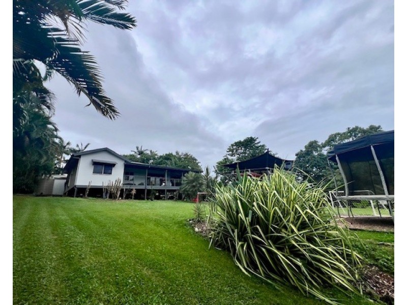 15 North Hull Road, Carmoo QLD 4852