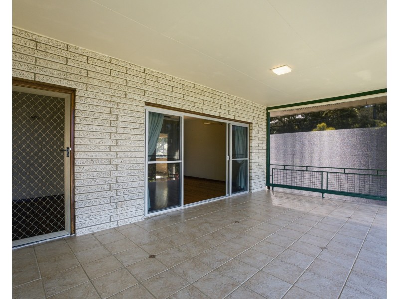 13 Briggs Street, Tully QLD 4854