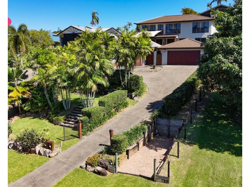 9 Dunkalli Crescent, Wongaling Beach QLD 4852