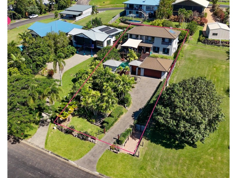 9 Dunkalli Crescent, Wongaling Beach QLD 4852